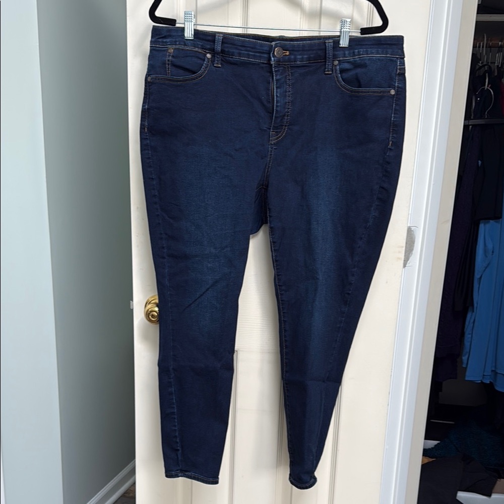 Women's Blue Jeans